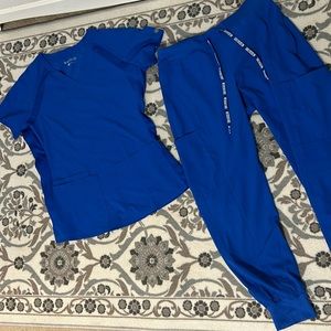 Med Couture Scrub Set